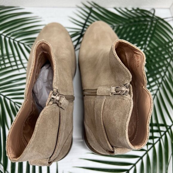 Cole Haan Tan Suede Hampshire Almond Toe Buckle Zip Ankle Boots Size 8.5B NWOB - Picture 10 of 14